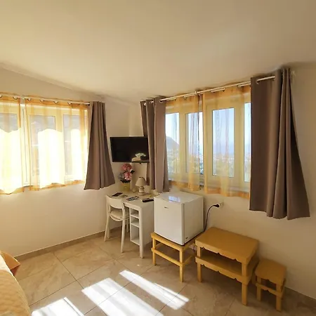 Bed & Breakfast Casa Rosola *